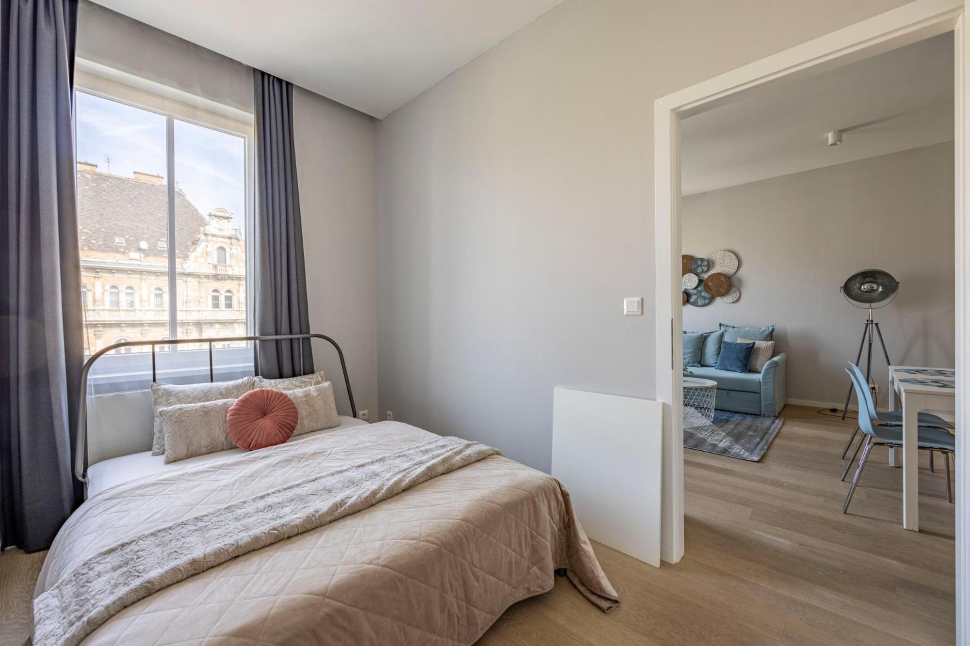 Stylish & Spacious Central Suite By Prestige Homes Budapest Exterior foto